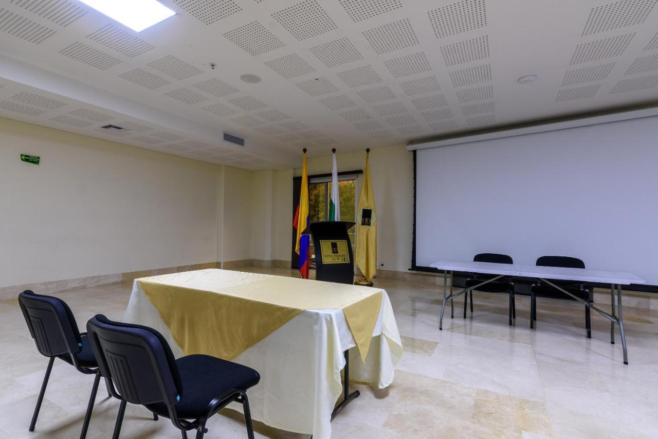 Hotel Dorado La 70 Medellin Luaran gambar